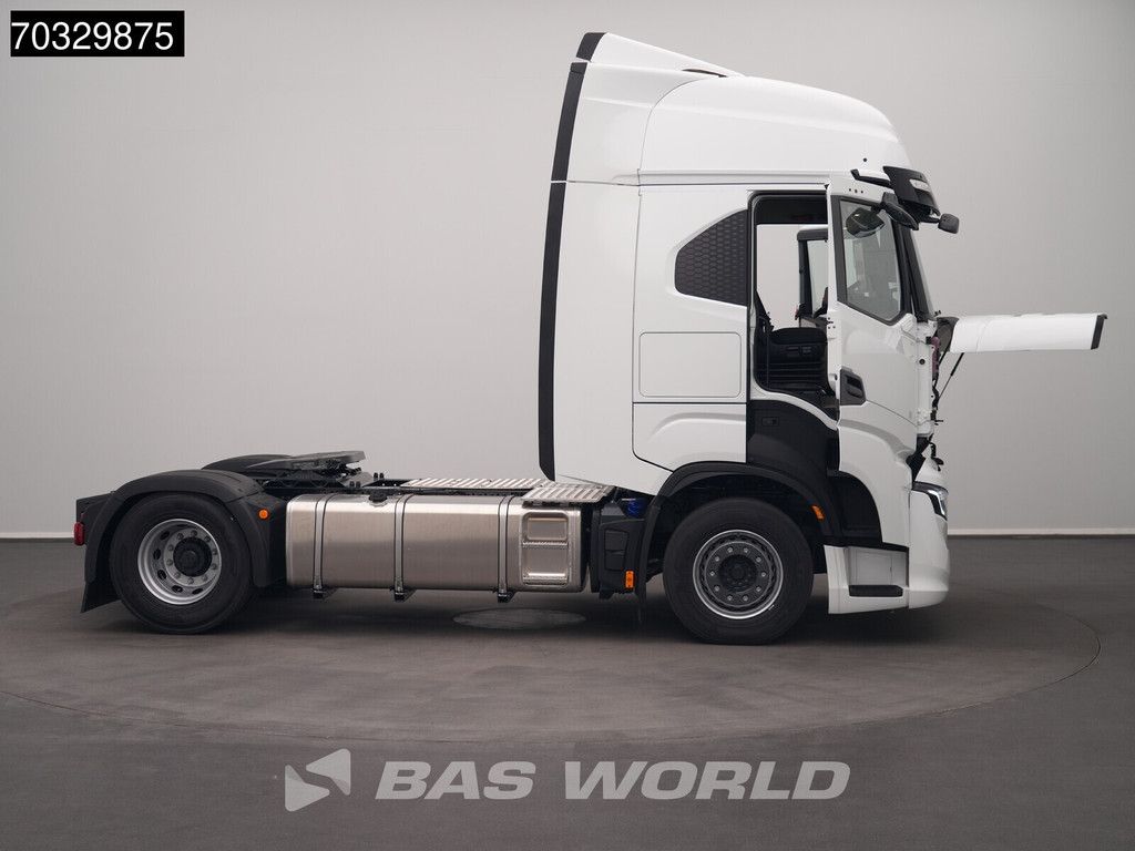 Iveco S-Way 500 4X2 NEW! HPEB ACC 2x beds Mirrorcams 770L tank Parking Cooler
