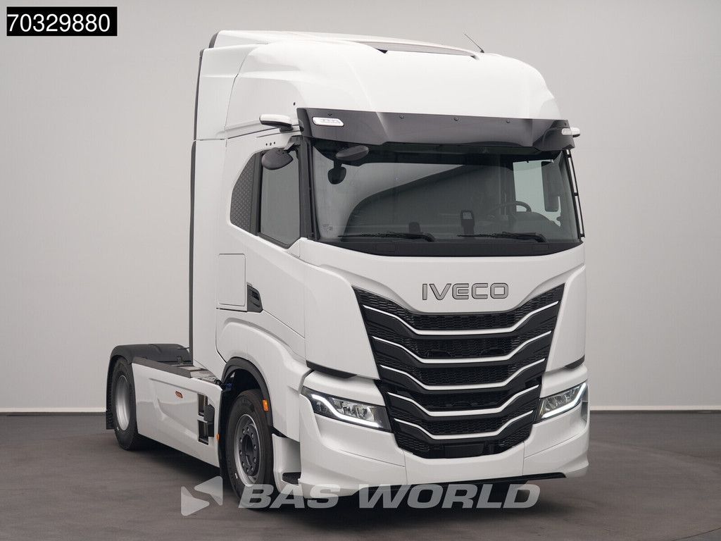 Iveco S-Way 500 4X2 NEW! 2xTanks HPEB Standklima ACC NAVI LED