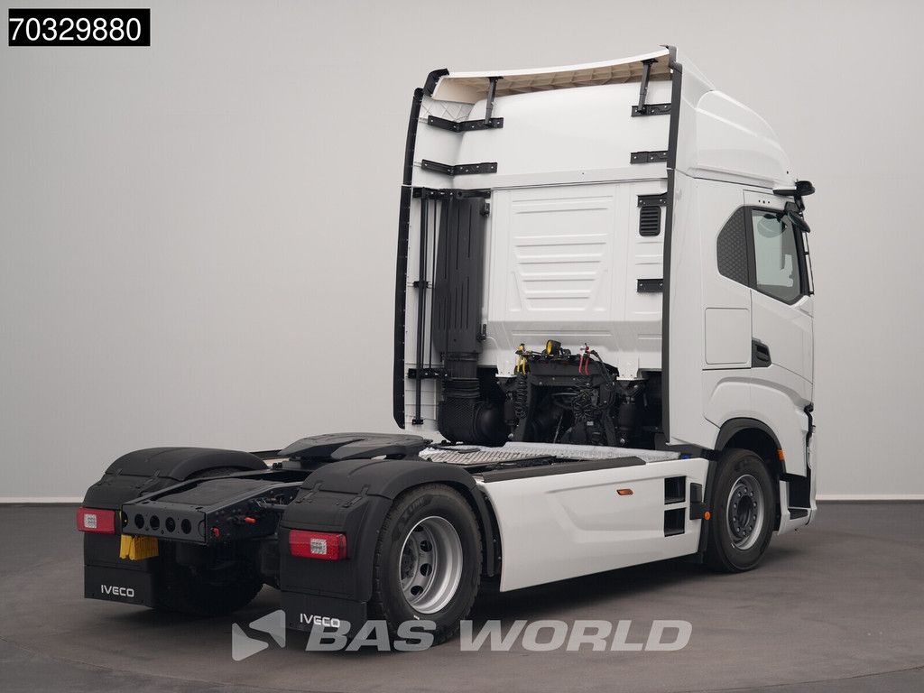 Iveco S-Way 500 4X2 NEW! 2xTanks HPEB Standklima ACC NAVI LED