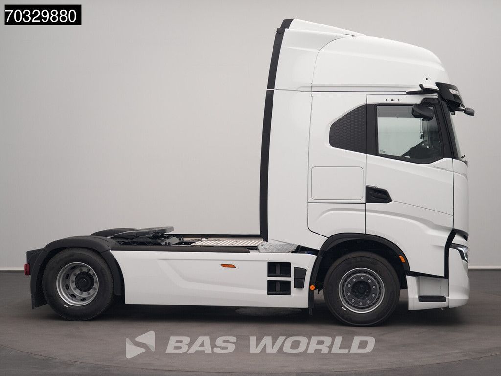 Iveco S-Way 500 4X2 NEW! 2xTanks HPEB Standklima ACC NAVI LED