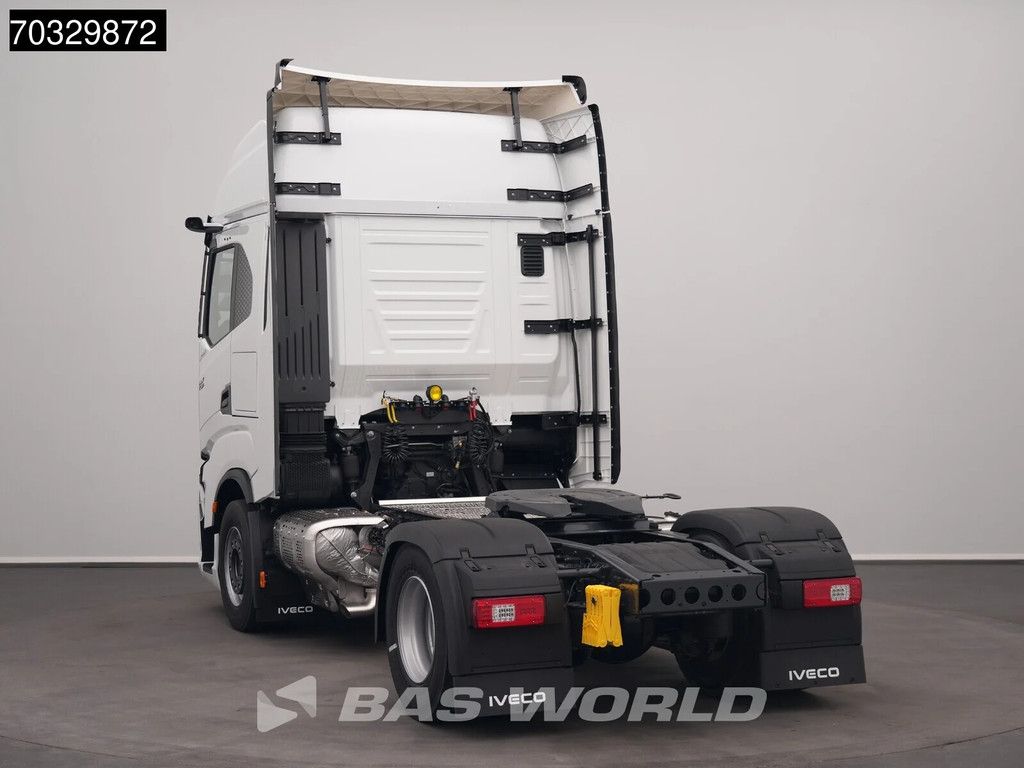 Iveco S-Way 500 4X2 NEW! HPEB ACC 2x beds Mirrorcams 770L tank Parking Cooler