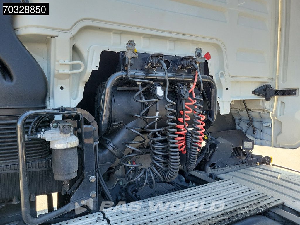MAN TGX TGX 18.470 4X2 GX NL-Truck APK 02-2027 2x Tanks