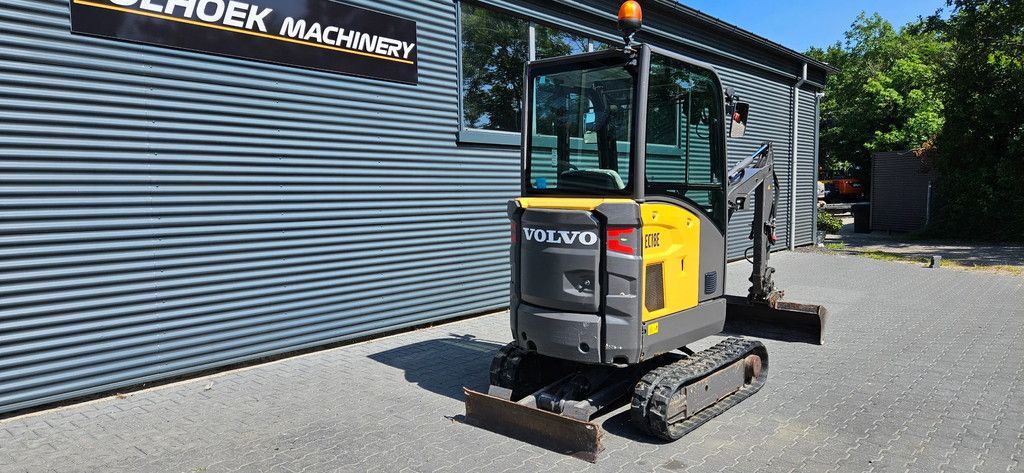 Volvo EC18