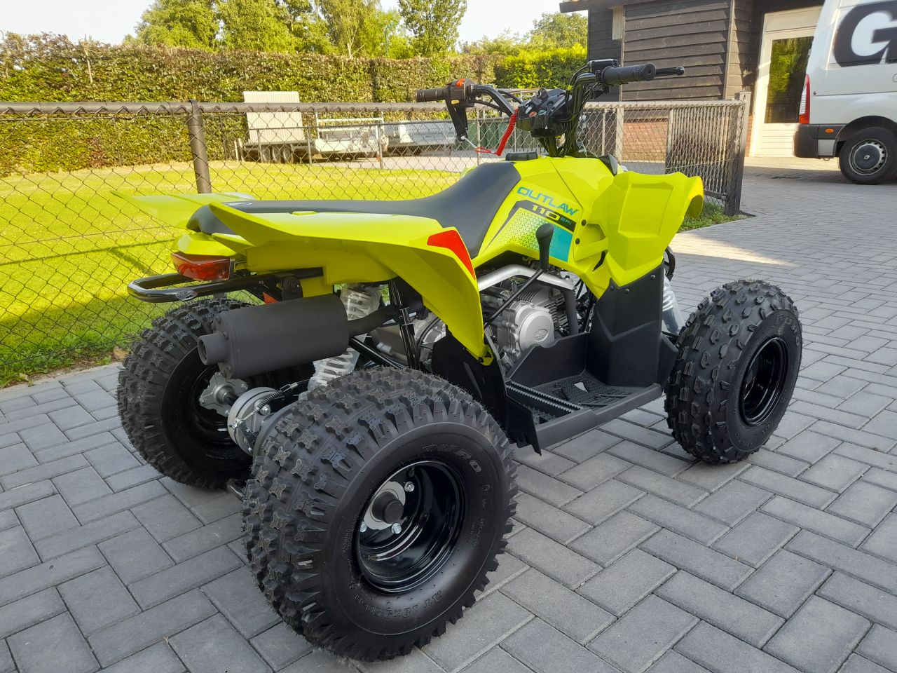 Polaris Outlaw 110 EFI kinder quad quad Nieuw!