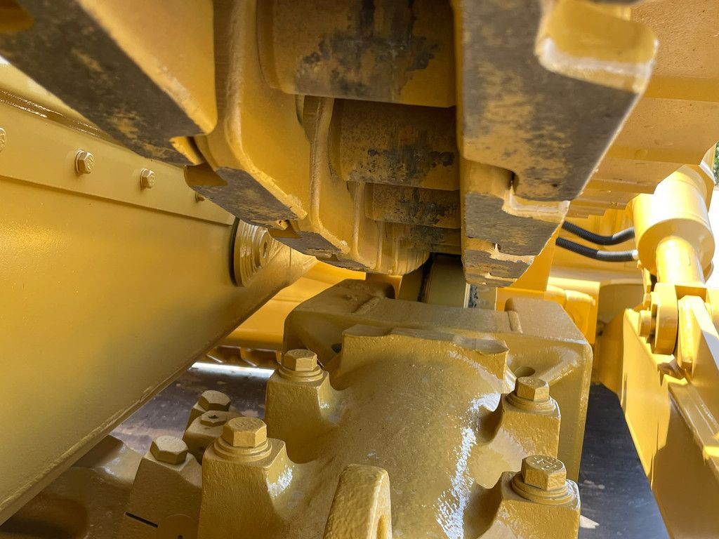 Caterpillar D8T - CE / EPA