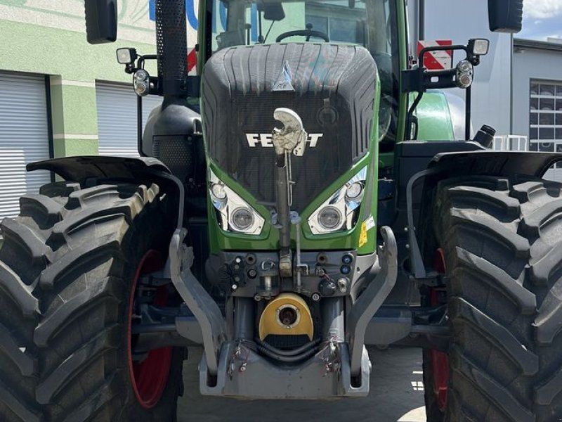 Fendt 828 Vario S4 Profi-Plus