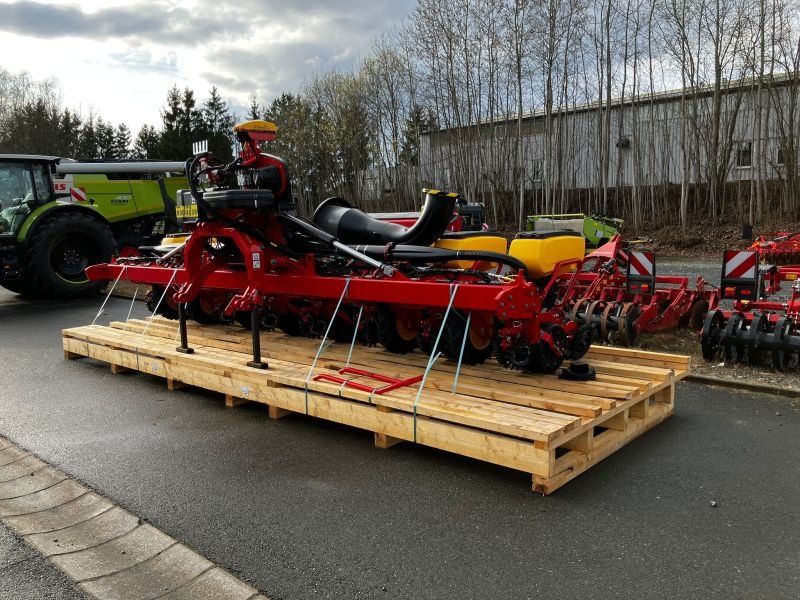 Väderstad TEMPO 8