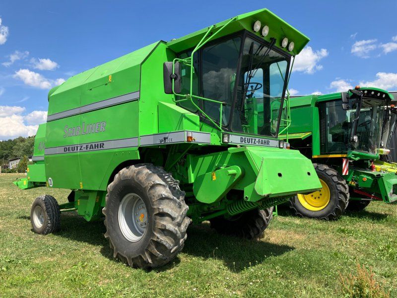 Deutz-Fahr Starliner 4045 H + 2x Schneidwerk + Transportwagen RAPS