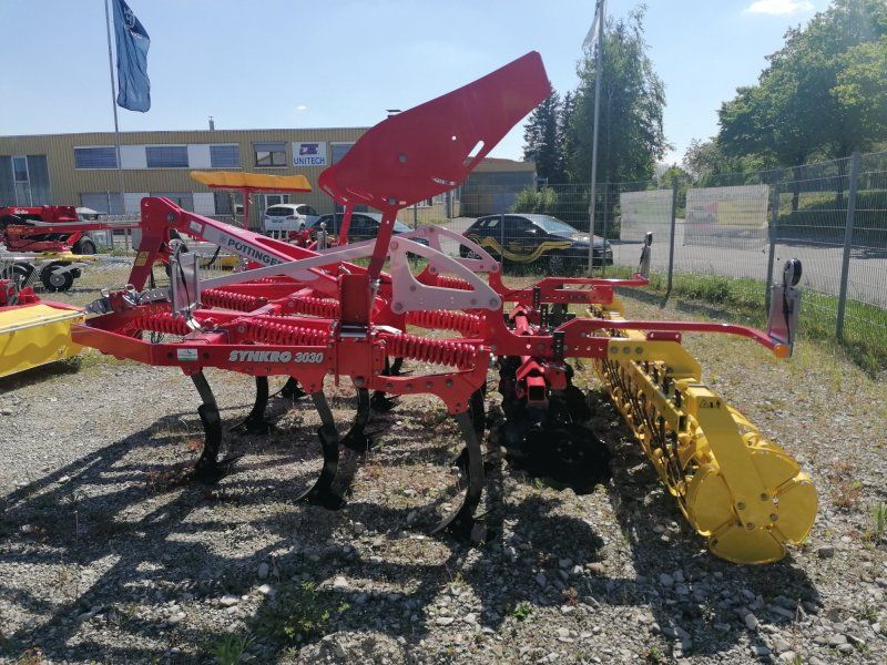 Pöttinger Synkro 3030 NOVA mit Conoroll