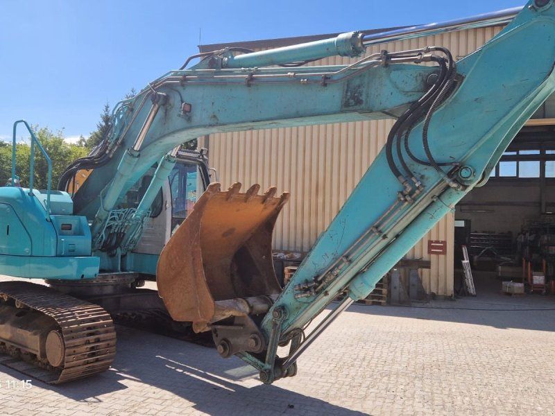 Kobelco SK235SR