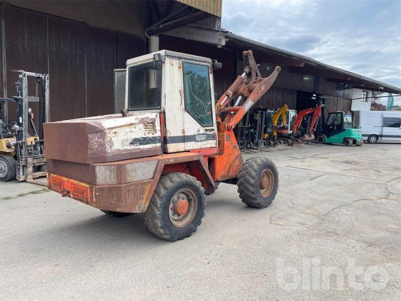 Schaeff SKL 851