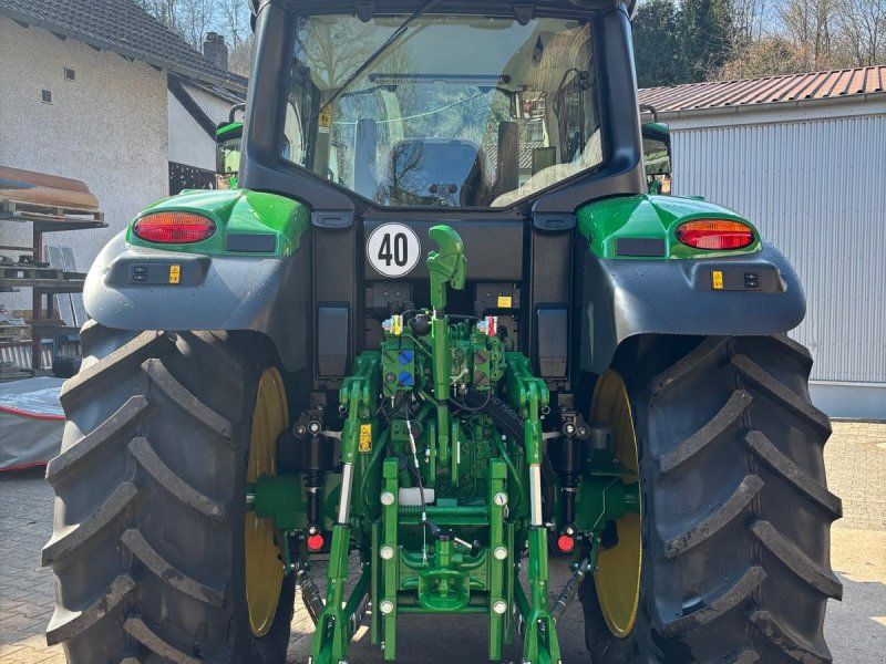 John Deere 6M 105