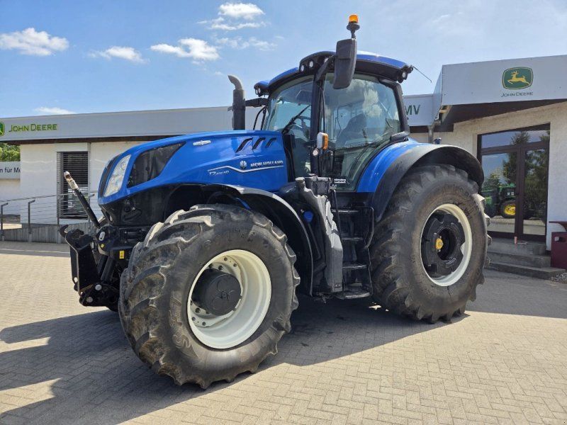 New Holland T7.275