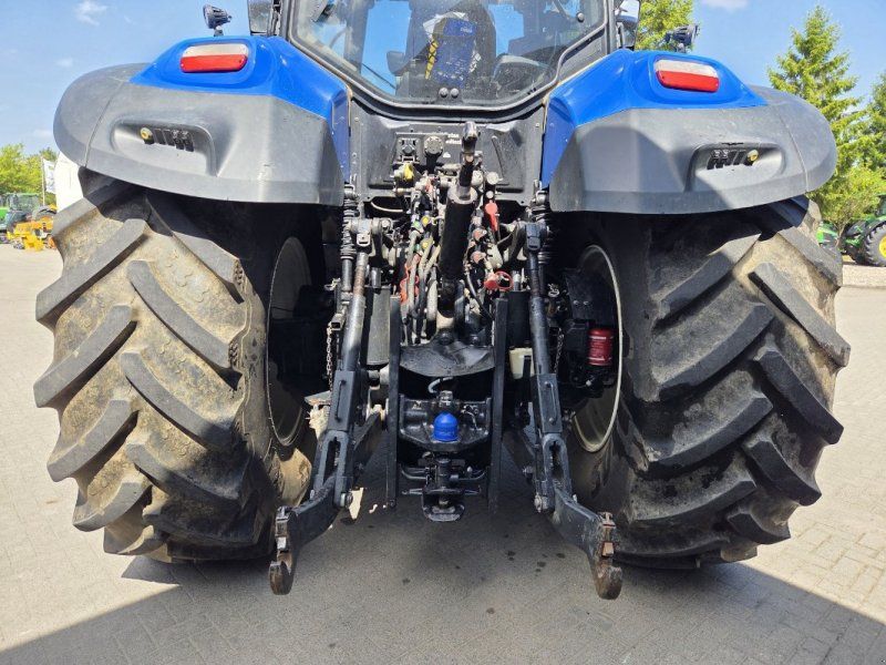 New Holland T7.275