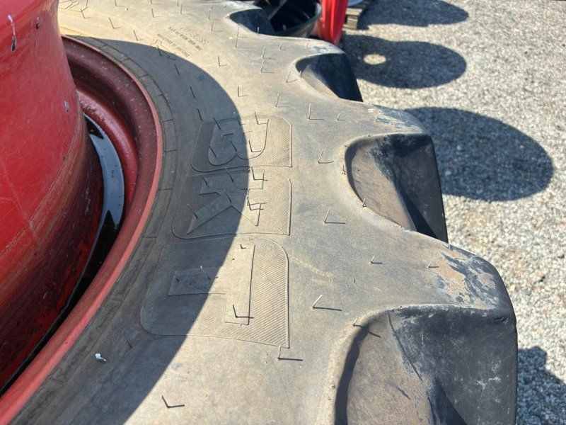 BKT 420/85R38 und 480/80R50 Zillingsräder