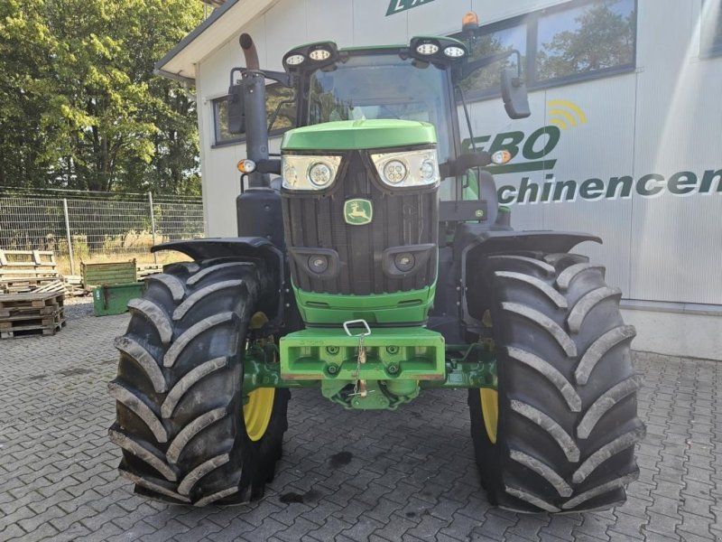 John Deere 6195M