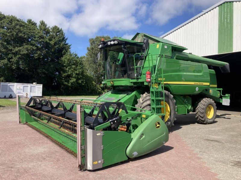 John Deere W650