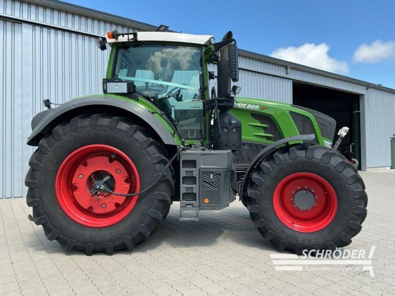 Fendt 828 VARIO S4 PROFI PLUS