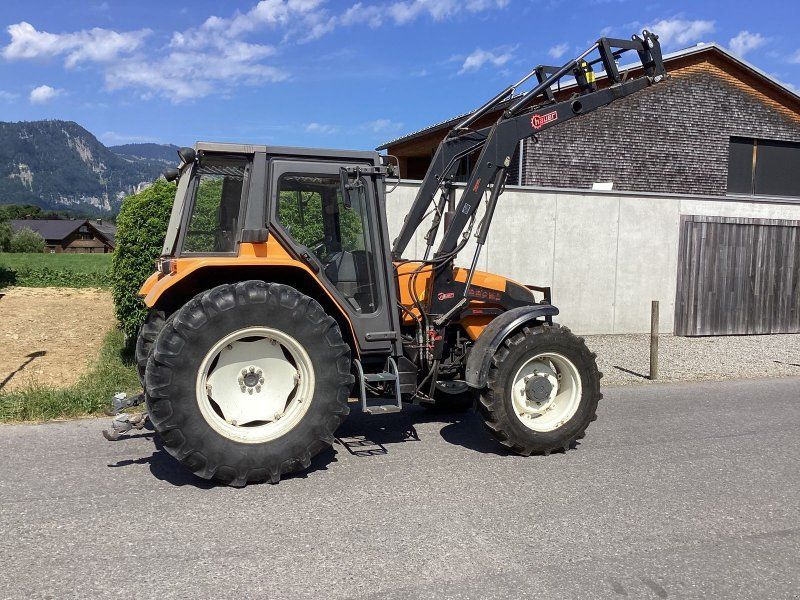 Renault Ceres 85-4 (Tracfor)