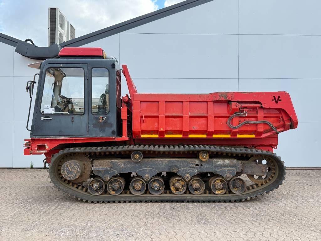 Mitsubishi LD700 - Dutch Machine / Pressurised Cabin