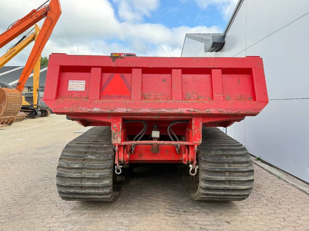 Mitsubishi LD700 - Dutch Machine / Pressurised Cabin