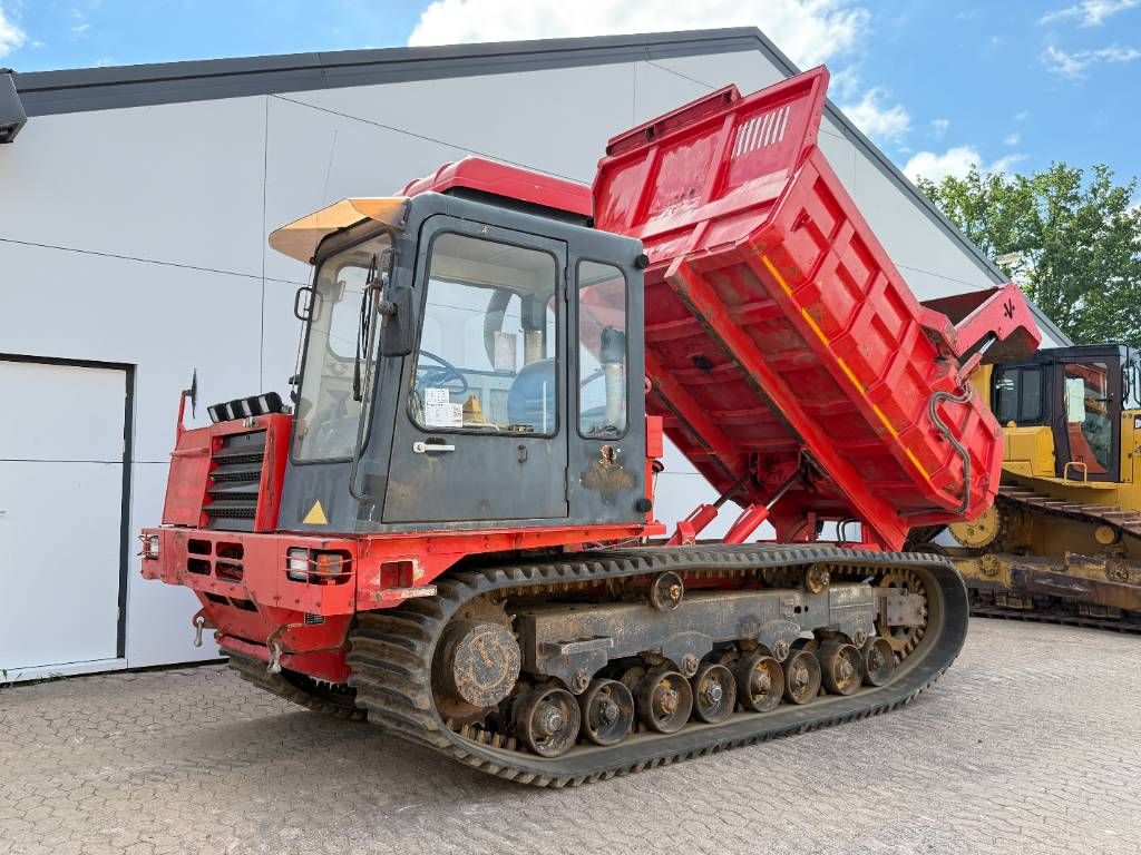 Mitsubishi LD700 - Dutch Machine / Pressurised Cabin