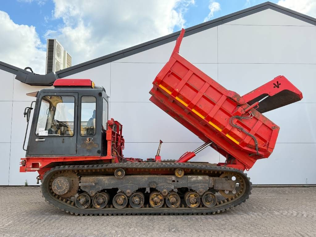 Mitsubishi LD700 - Dutch Machine / Pressurised Cabin