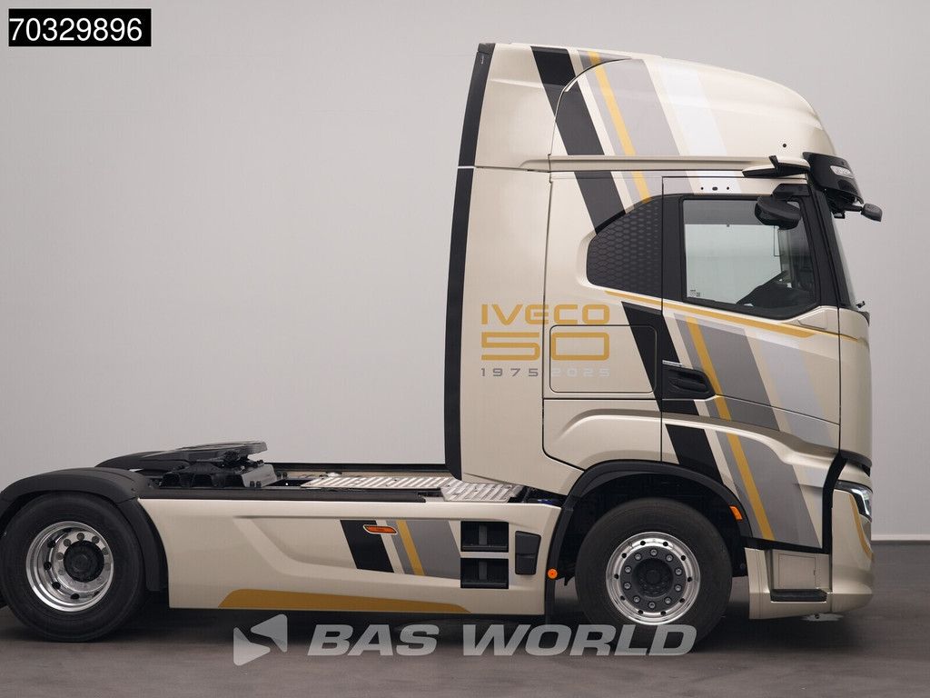 Iveco S-Way 500 4X2 NEW! 50 year anniversary! Full air HPEB 2x tanks Parking AC Alcoa