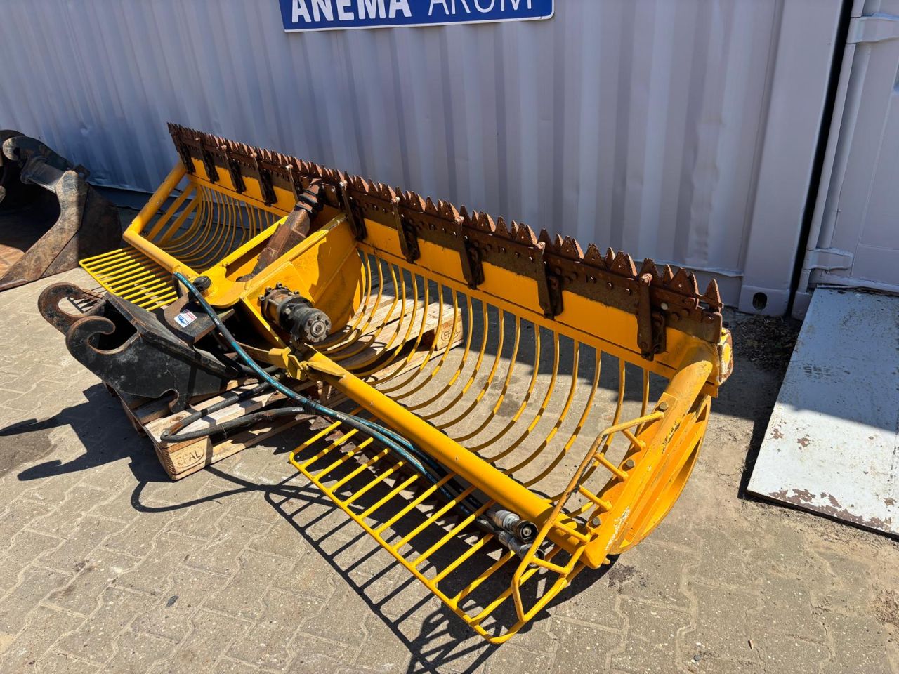 Maaikorf Herder MSL300