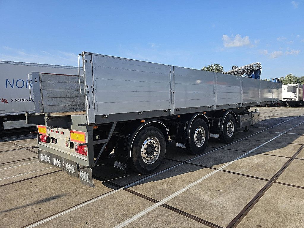 KWB P-393-STI-R-1 hiab 130 r