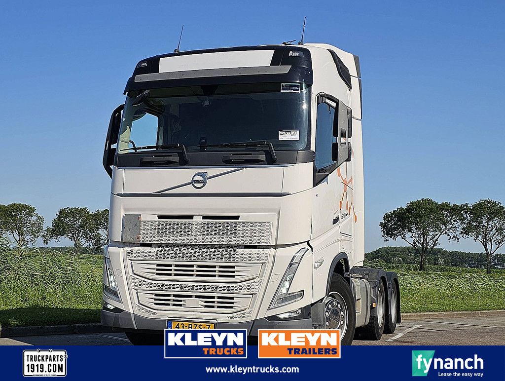 VOLVO FH 500 new model 10 tyres