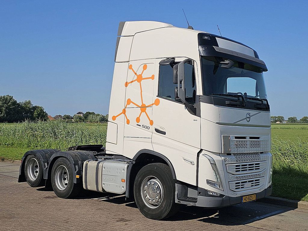 VOLVO FH 500 new model 10 tyres
