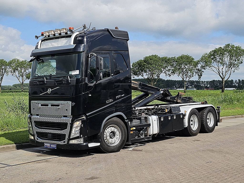 VOLVO FH 750 6x4 liftaxle retard.