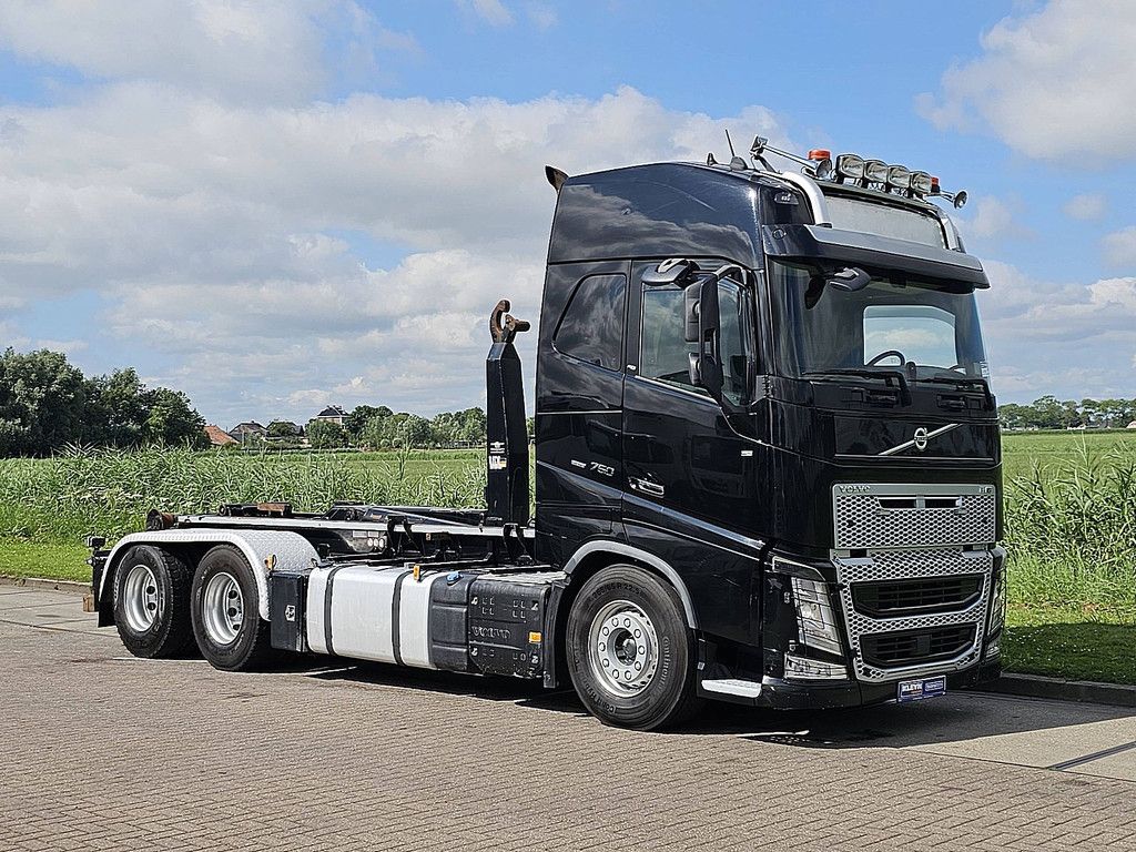 VOLVO FH 750 6x4 liftaxle retard.