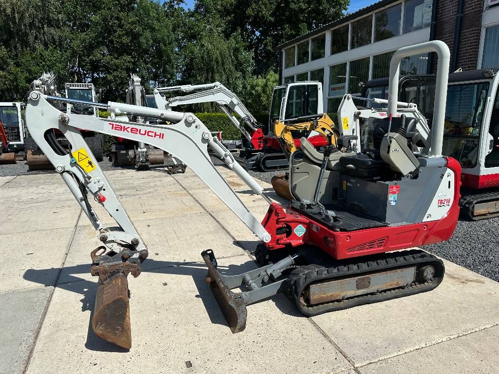 Takeuchi TB 216