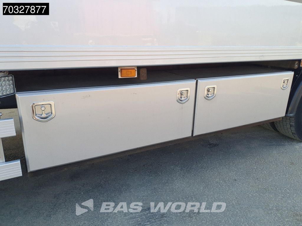 Scania P230 4X2 New Clutch 7,55m Box 2,5t Tailgate Euro 5