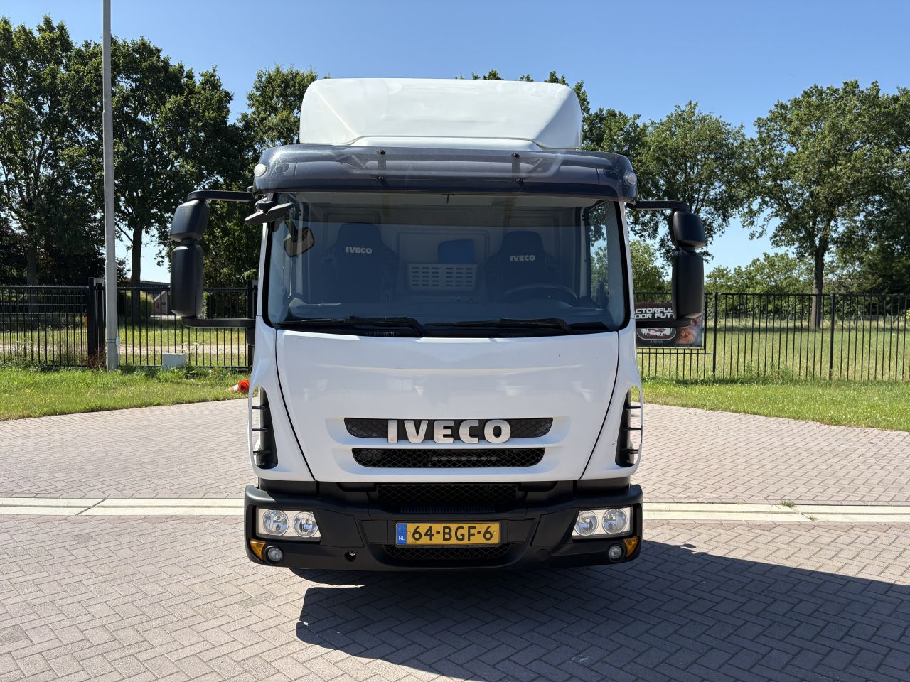IVECO 80E22 eurocargo trekker 18 ton