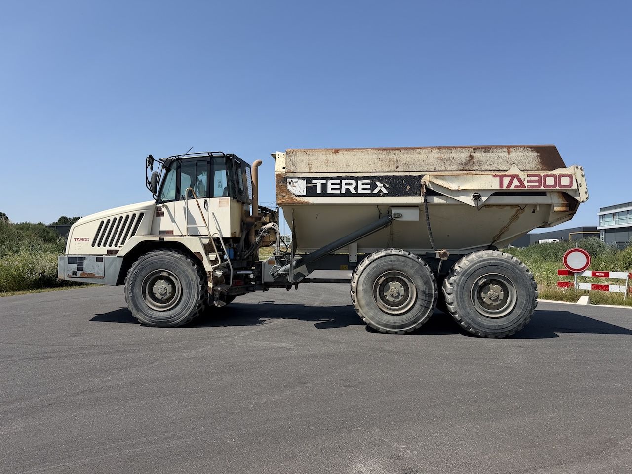 Terex TA300 Dumper