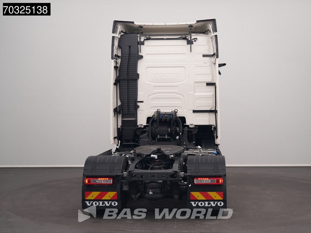 Volvo FH Aero 500 4X2 NEW! TC Globetrotter 2xTanks I-ParkCool ACC Navi