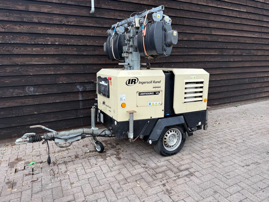 Doosan Vg lichtmast generator