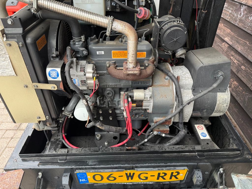 Doosan Vg lichtmast generator