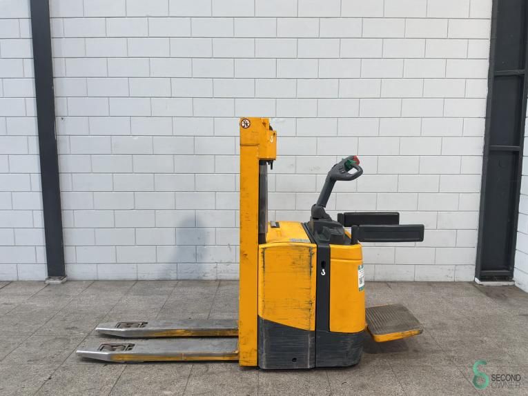 Stackers Electric Jungheinrich ERC Z16 2009