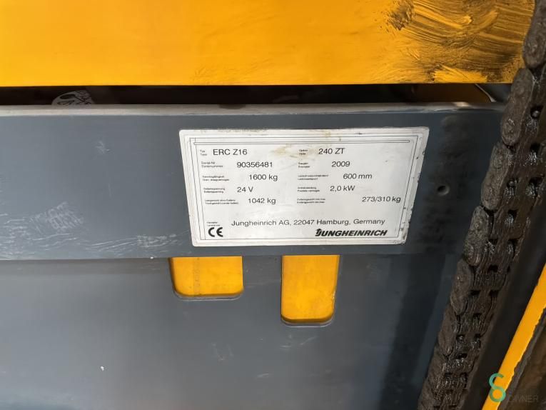Stackers Electric Jungheinrich ERC Z16 2009