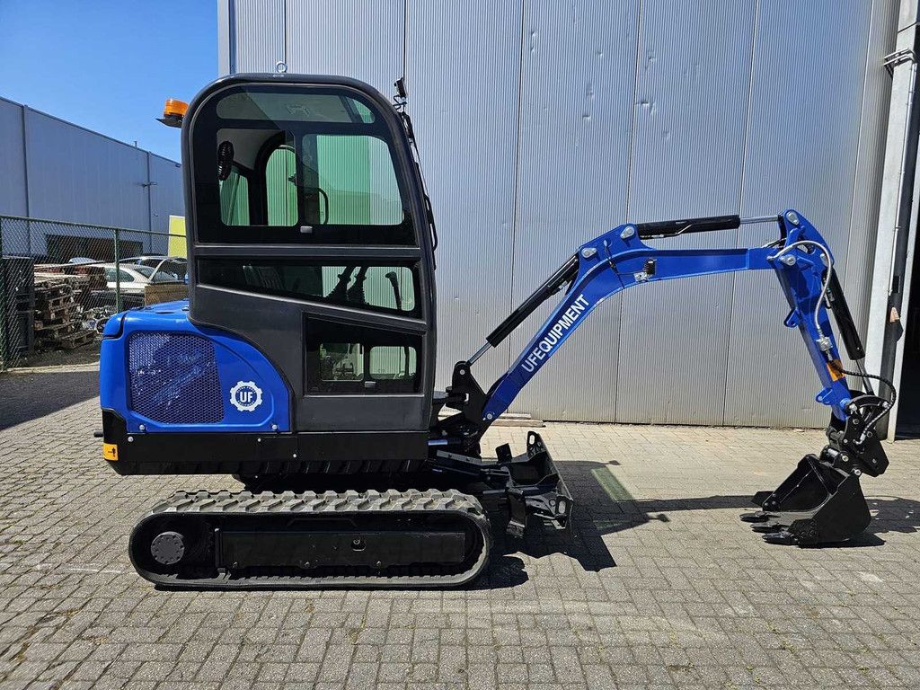 Ultra Force Equipment NM25 - Minigraafmachine met Kubota motor en snelwisselsysteem incl. 3 bakken