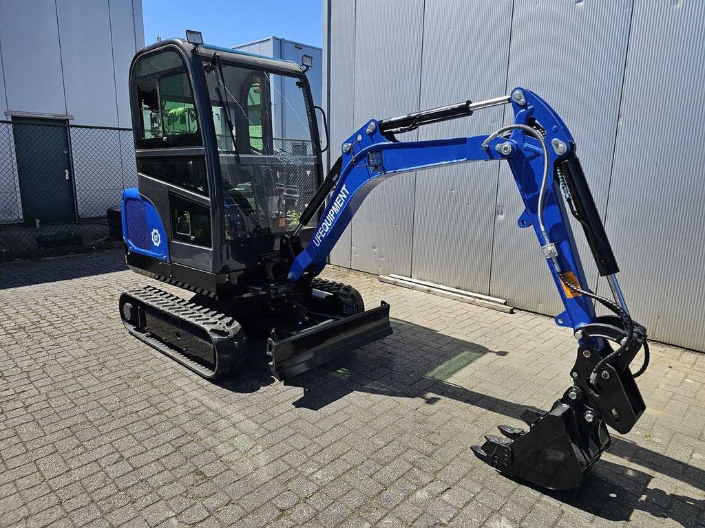 Ultra Force Equipment NM25 - Minigraafmachine met Kubota motor en snelwisselsysteem incl. 3 bakken