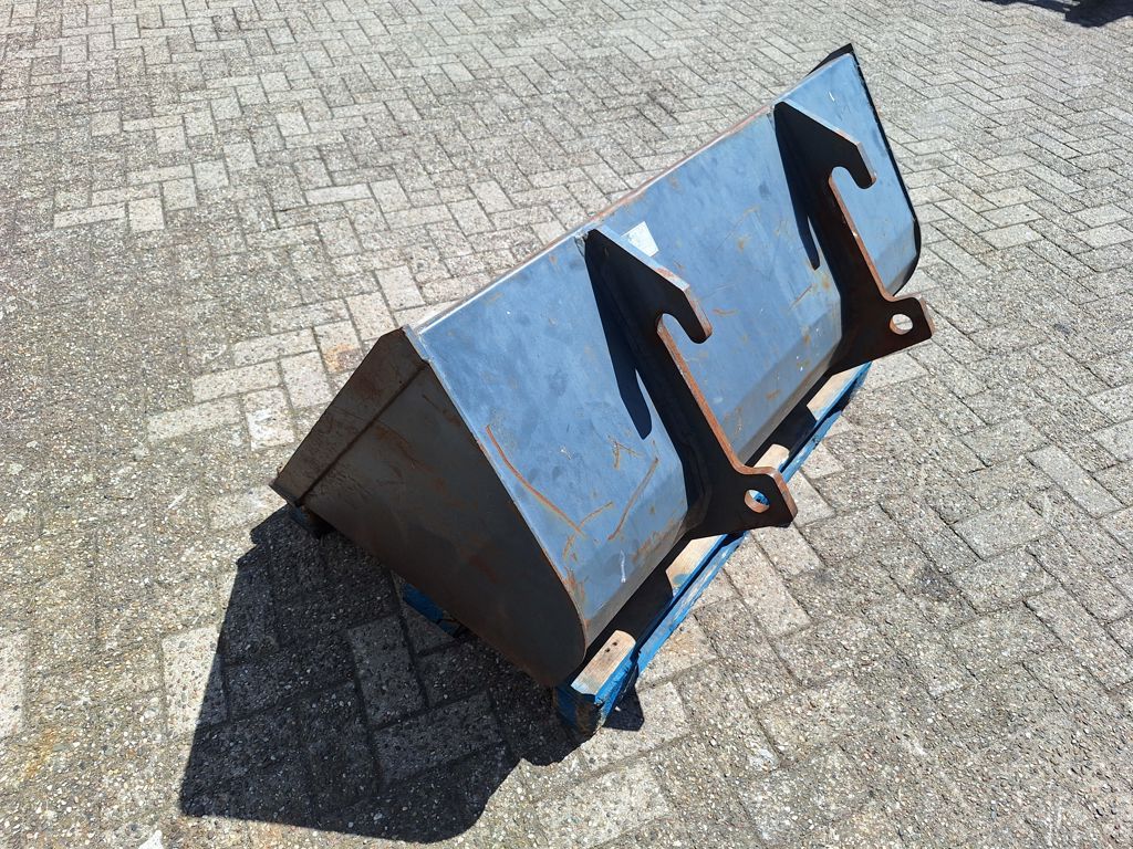 Giant GRONDBAK 130 CM