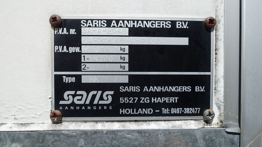 Saris Gesloten aanhangwagen met rolluik en achter en zijdeur