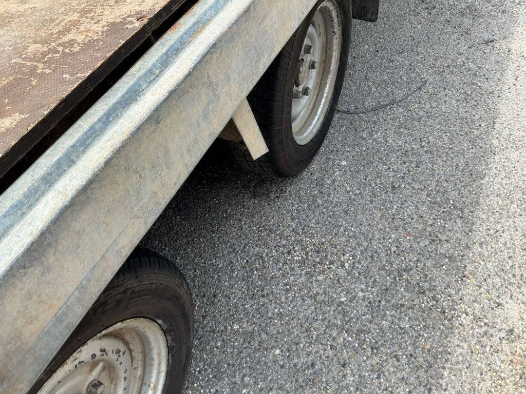 Platform trailer Saris C2700 2018