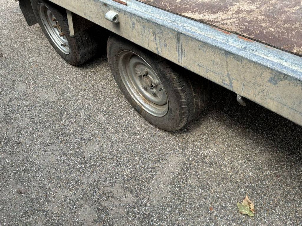 Platform trailer Saris C2700 2018