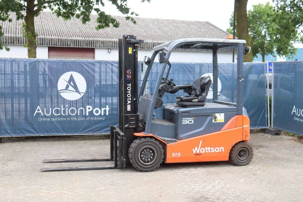Heftruck Toyota 8FBMT30 Elektrisch 3000kg 2013